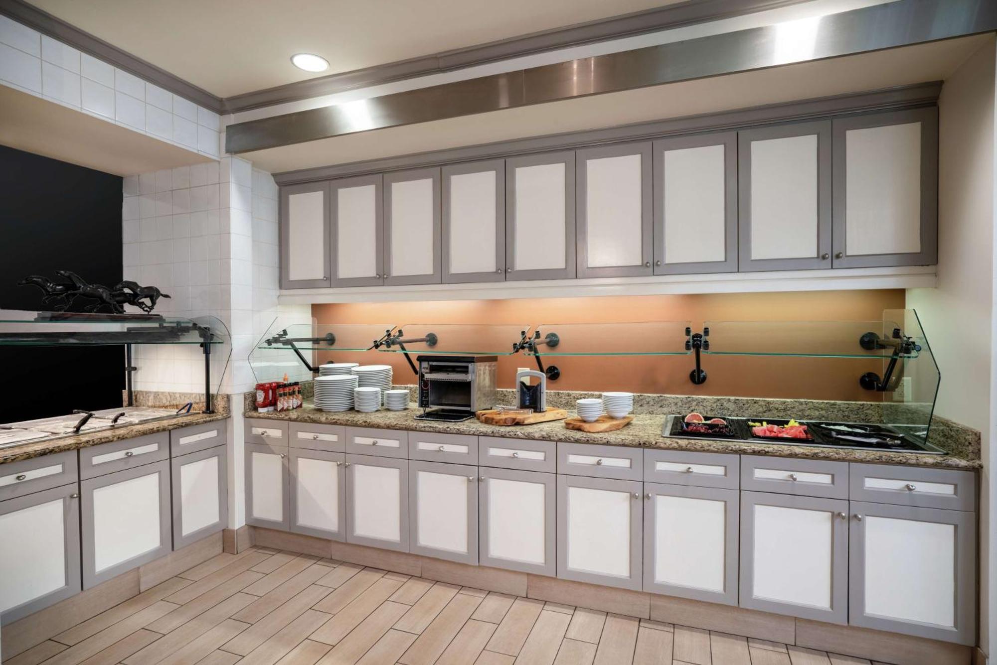 Hilton Garden Inn Louisville East Eksteriør billede