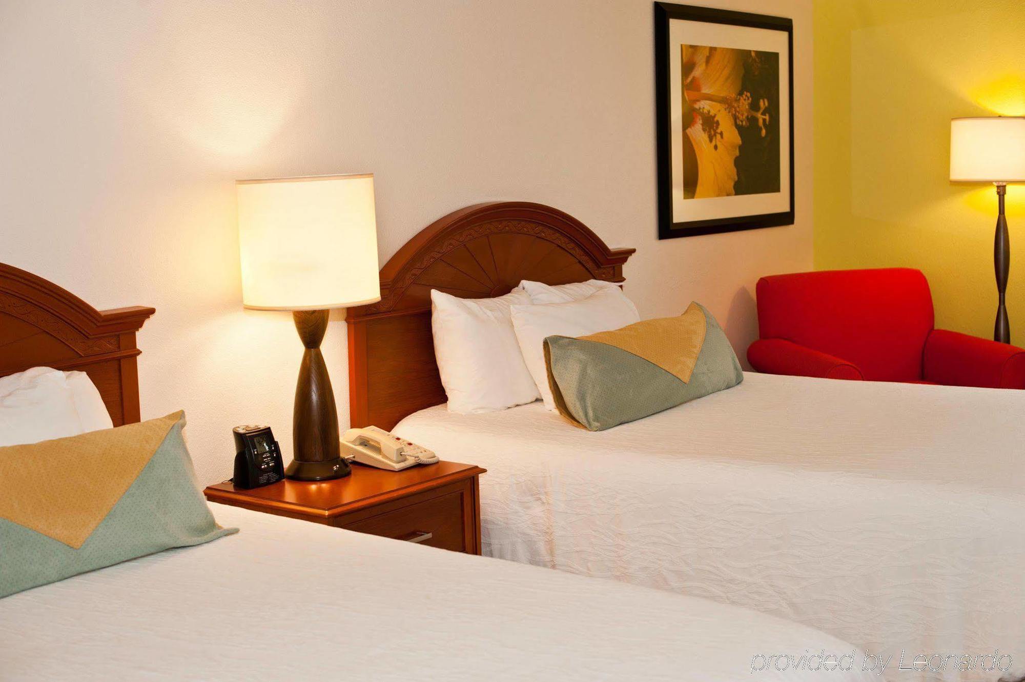 Hilton Garden Inn Louisville East Eksteriør billede